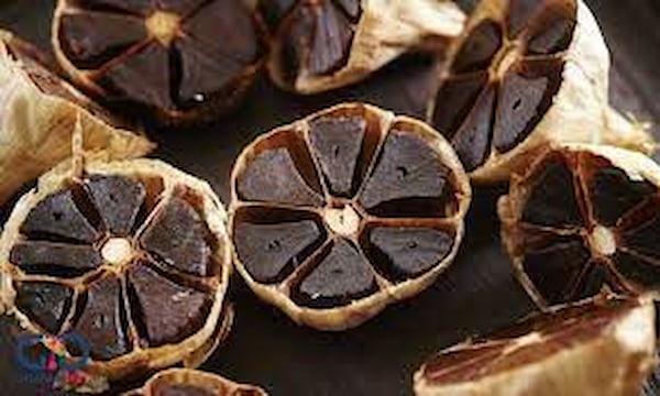 تصویر 4 از قیمت خرید سیر سیاه اصفهان + فروش ویژه